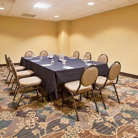Holiday Inn Country Club Plaza Kansas City Ngoại thất bức ảnh