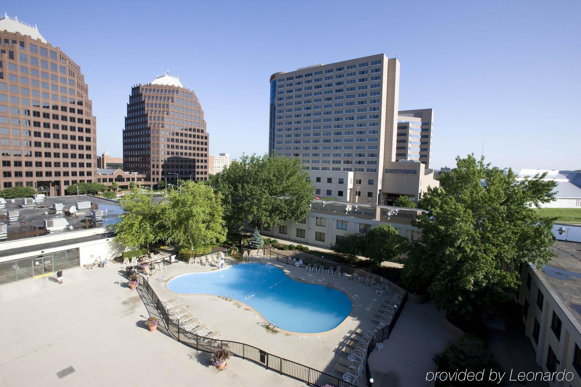 Holiday Inn Country Club Plaza Kansas City Ngoại thất bức ảnh
