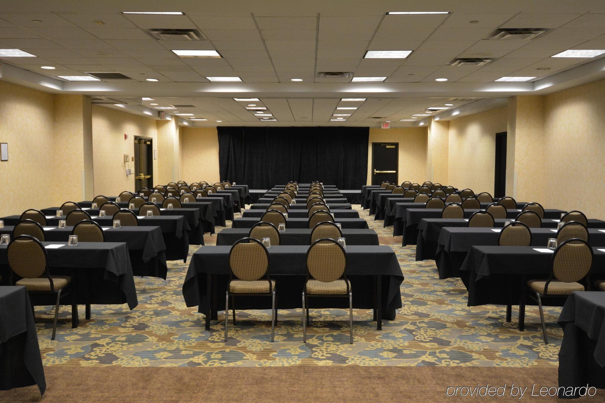 Holiday Inn Country Club Plaza Kansas City Ngoại thất bức ảnh