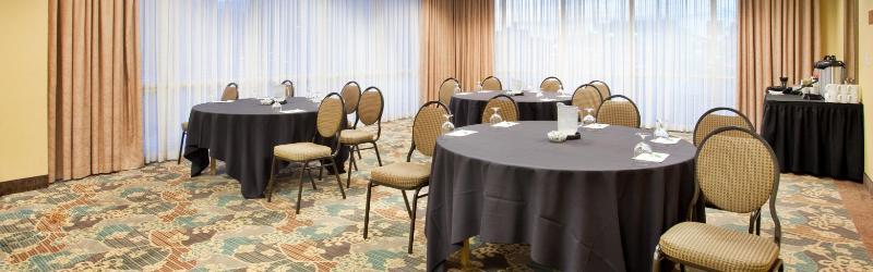 Holiday Inn Country Club Plaza Kansas City Ngoại thất bức ảnh